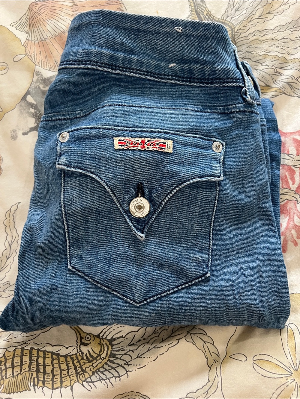 Hudson Jeans Bootcut in Mid Blue Denim